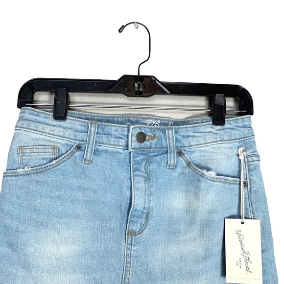 Universal Thread Denim Walley Mini Skirt Size 4 - Picture 14 of 16